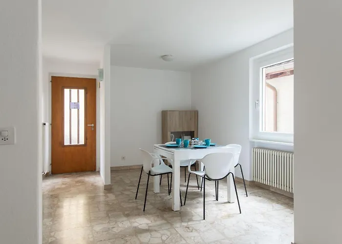 Rose 2 By Quokka 360 - Duplex On 2 Floors With Balcony * Lugano